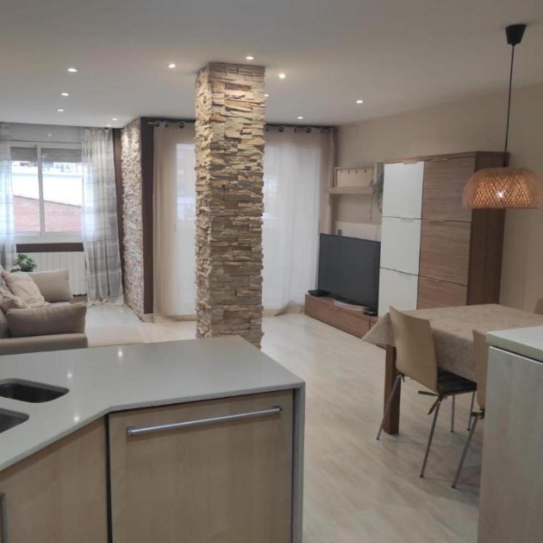 Apartamento En Viladecans Cerca Del Aeropuerto Dış mekan fotoğraf